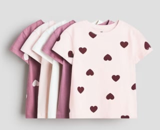 Set van 5 kids shirts voor €7,99 bij H&M