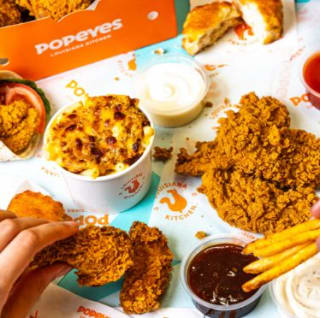 Breakfast Roll with Herby Chicken Sausage & Heinz Ketchup Meal + Free Hash Brown via