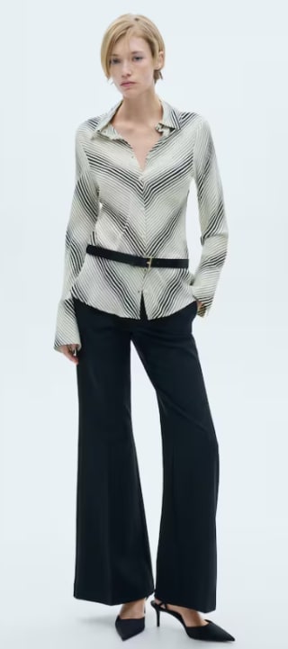 Camisa a rayas de manga acampanada por 8.99€