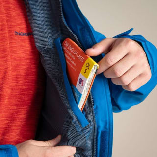 Get Men's Ossus Waterproof Jacket | Fresh Blue for £39.00