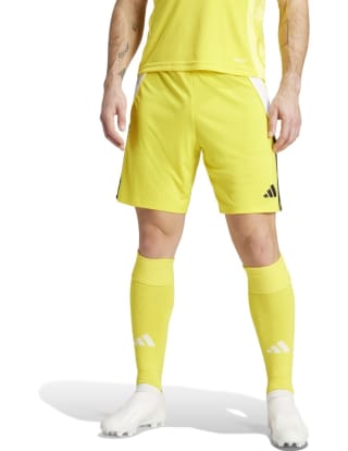 Short ADIDAS para fútbol por $200 | Liverpool