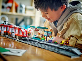 LEGO City 60423 Stadstram en Station voor €50,39 met Bol select