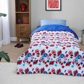 Lazy-all-in-one kinderdekbed (Stitch of Spidey) voor €24,95