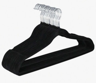 T-LoVendo Pack de 20 Perchas de Terciopelo Antideslizante por 4,84€