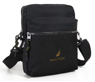 Crossbody para hombre Nautica por $395 en Sanborns