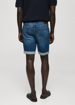 Slim fit denim bermuda voor €8,99 in de Mango Outlet