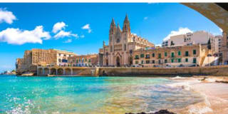 Escapada Malta 5* desde una piscina infinita: 4 días y vuelo desde 339€ pxp