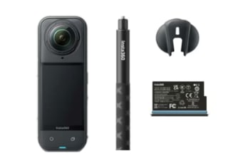 Insta360 X5 Starter Bundle voor €459,39 dmv code bij Aliexpress