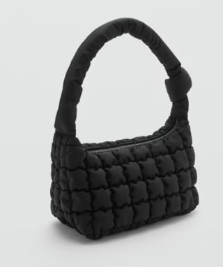 Bolso acolchado color negro por 12.99€