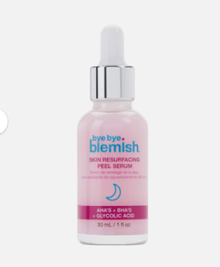 BYE BYE BLEMISH, Sérum Facial Exfoliante Rejuvenecedor por $2.990 disponible en DBS