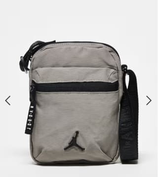 Jordan Bandolera Airborne Gris por 9,60€