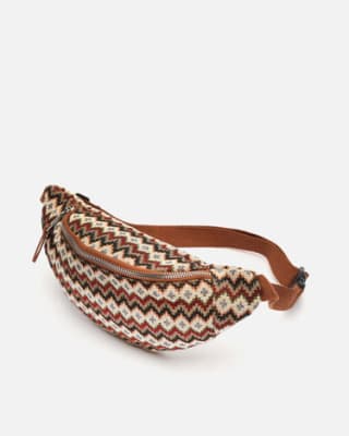 Riñonera con estampado jacquard por 6€