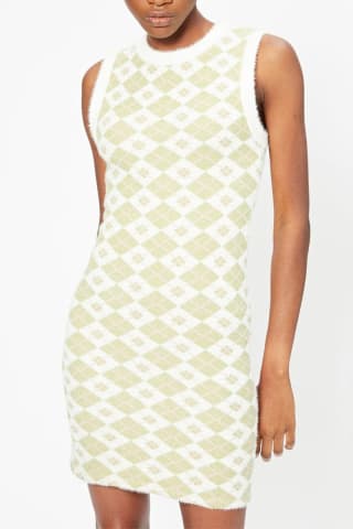 Bershka vestido tubo cuadros blanco y verde por 2,99€