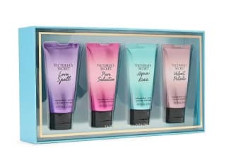 Victoria's Secret Set de Regalo Assortment. Fragancias en Loción. $23.093. Chile