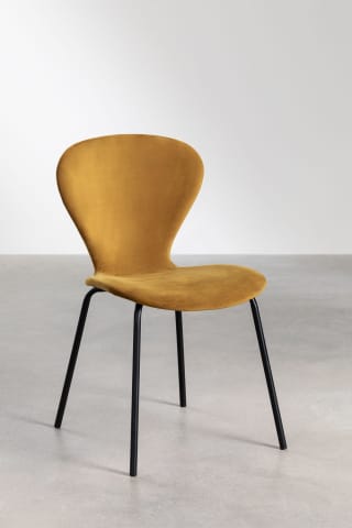 Silla de comedor apilable en terciopelo Uit por 28.95€, Pak 2 por 54,95€ y 4 por 99€