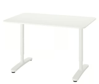 Bureau blanc Bekant à 169€