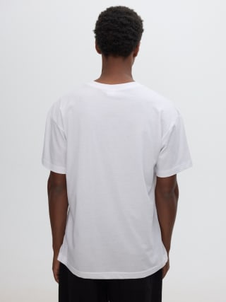 Camiseta abstracta manga corta por 5.99€