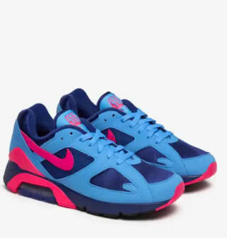 Baskets Nike Air 180 à 60€