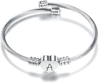 Pulsera con inicial del nombre desde 7.65€