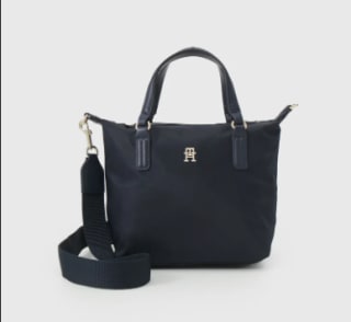 Sac à main Tommy Hilfiger POPPY SMALL TOTE bleu marine à 39€