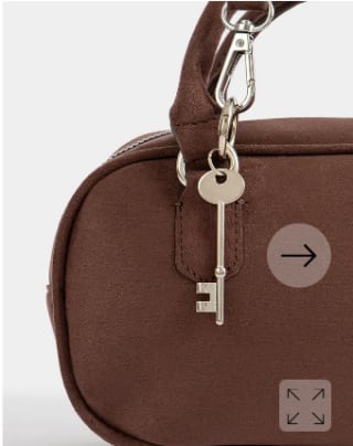 Cartera bowling suede chocolate Aprovecha la Oferta $4.999 Solo en TodoModa, Chile