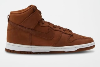 Baskets Nike Dunk High en cuir de veau à 26,90€