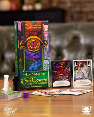 The Lord Of The Rings: The Two Towers: Trick-Taking Game voor €17 bij Amazon