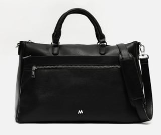 Portaordenador 13.3" con asa bandolera extraíble por 12€.