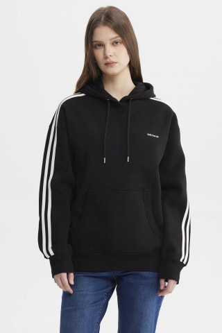 Polerón Holly Concept Negro por solo $22.490 en Holly Concept Chile