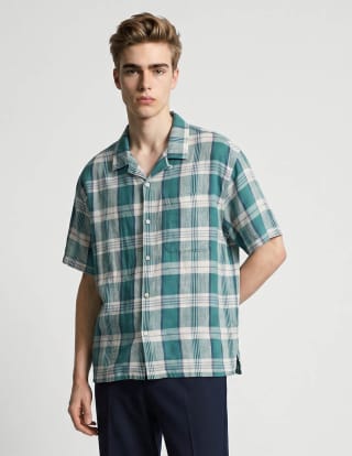 Camisa casual American Eagle (manga corta) por $239 en Liverpool