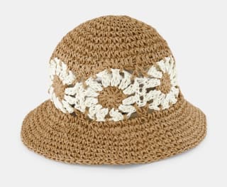 Kids El Corte Inglés Sombrero Margaritas de niña por 4.79€.