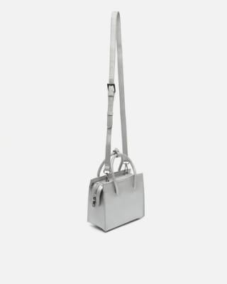 Bolso Tote pequeño con asa bandolera extraible color rosa por por 7.80€
