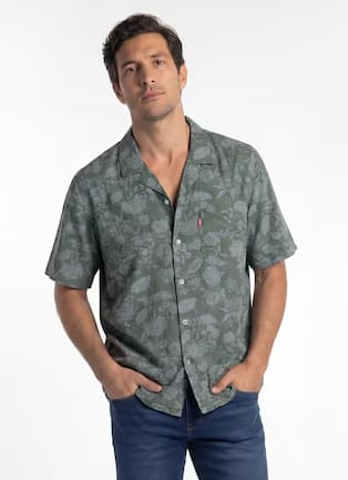 Mega Selección de Ropa Levi's para Hombre desde $250 en Coppel