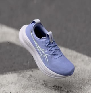 Chaussures de running GEL NIMBUS à 88€