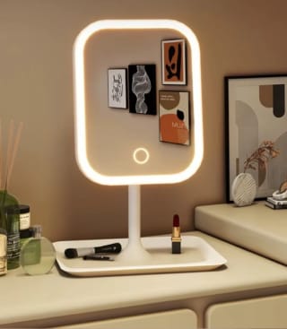 Espejo de tocador de diseño único, espejo de maquillaje con luz LED por $932