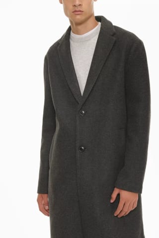 Abrigo de paño por 12,99€ en lefties