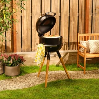 SUMM EGG barbecue met onderstel voor €79,95 bij de Action