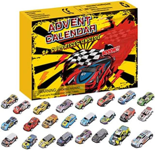 Calendario de Adviento con 24 coches super chulos por 8.69€