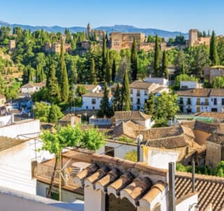 Escapada a Granada: tapas, historia y encanto andaluz desde 25€