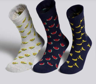 Pack de 3 pares Calcetines altos Fila Félix por 1.99€.
