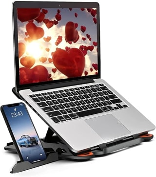 Base Ajustable Laptop 8 Ángulos 360° por $223 | Amazon
