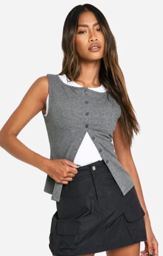 Oferta hasta 97% descuento ropa mujer de todo tipo desde solo 0,99€ Lefties, Bershka