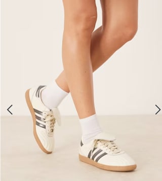 Adidas - Samba LT - Sneakers in crème en metallic zilver voor €58,50 bij Asos