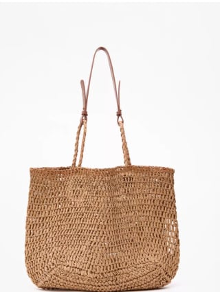 Bolso Shopper efecto natural con asa cinturon por 11.99€