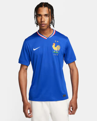 Maillot de foot replica Nike Dri-FIT à 49,99€