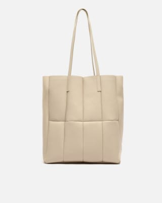 Bolso shopper grande acolchado con bolsa interior por 12€