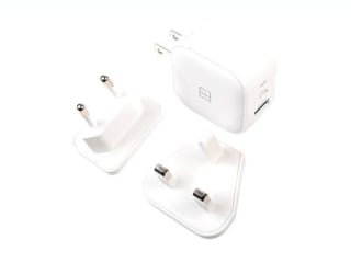 Adaptador para viajes USB A + USB-C, 38W, Tucano por $29.990