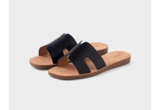 Sandalias planas sin cierre de mujer TEX por 7.99€.