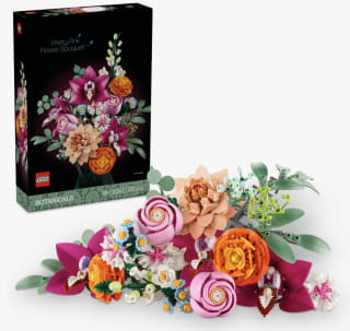 LEGO 10342 Botanical Ramo de Flores Fantasía en Rosa por 38.99€