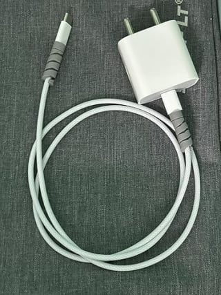 Apple 60W USB-C Charge Cable (1m) - £11